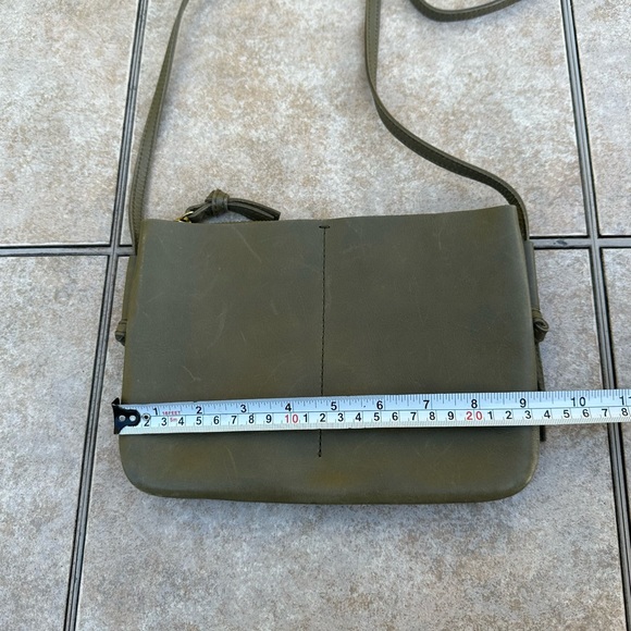 Madewell The Simple Crossbody Bag - Picture 5 of 10